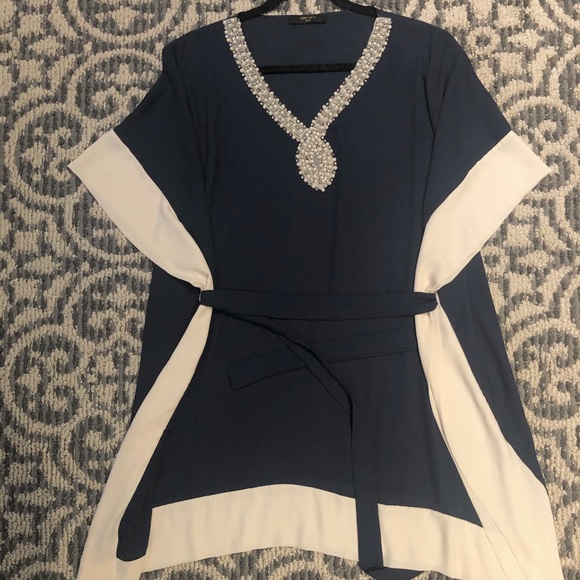 Parisian Top/Dress - Picture 1 of 4